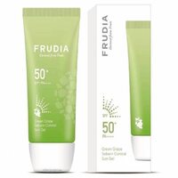 Солнцезащитный гель для жирной кожи Frudia Green Grape Sebum Control Cooling Sun Gel SPF50+/PA ++++